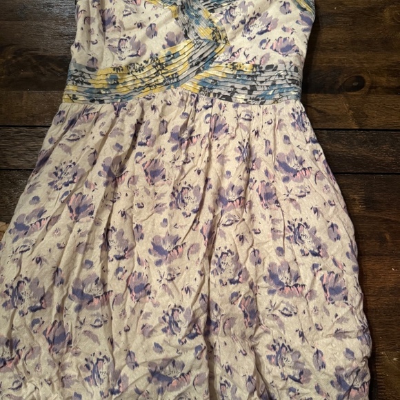 Kimchi Blue Size Med Floral Boho Dress Like New - Picture 3 of 5